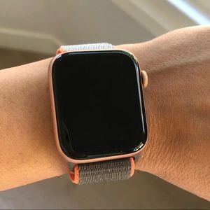 Apple Watch 5 44mm Rose Gold 💗